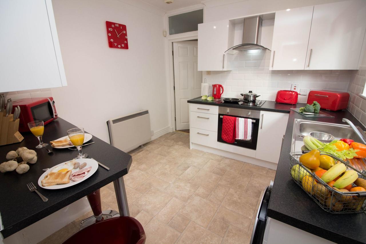 Lovely Sea Front House In Cleethorpes - Sleeps 6 Экстерьер фото