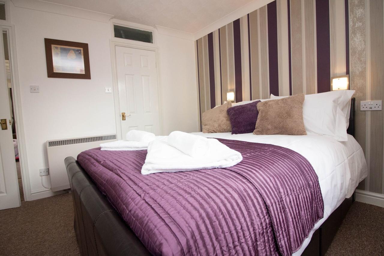 Lovely Sea Front House In Cleethorpes - Sleeps 6 Экстерьер фото