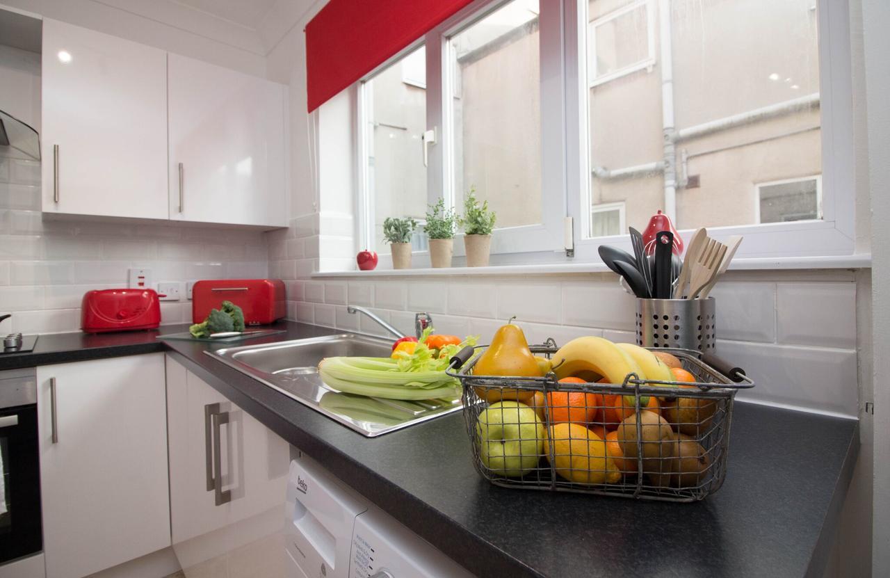 Lovely Sea Front House In Cleethorpes - Sleeps 6 Экстерьер фото